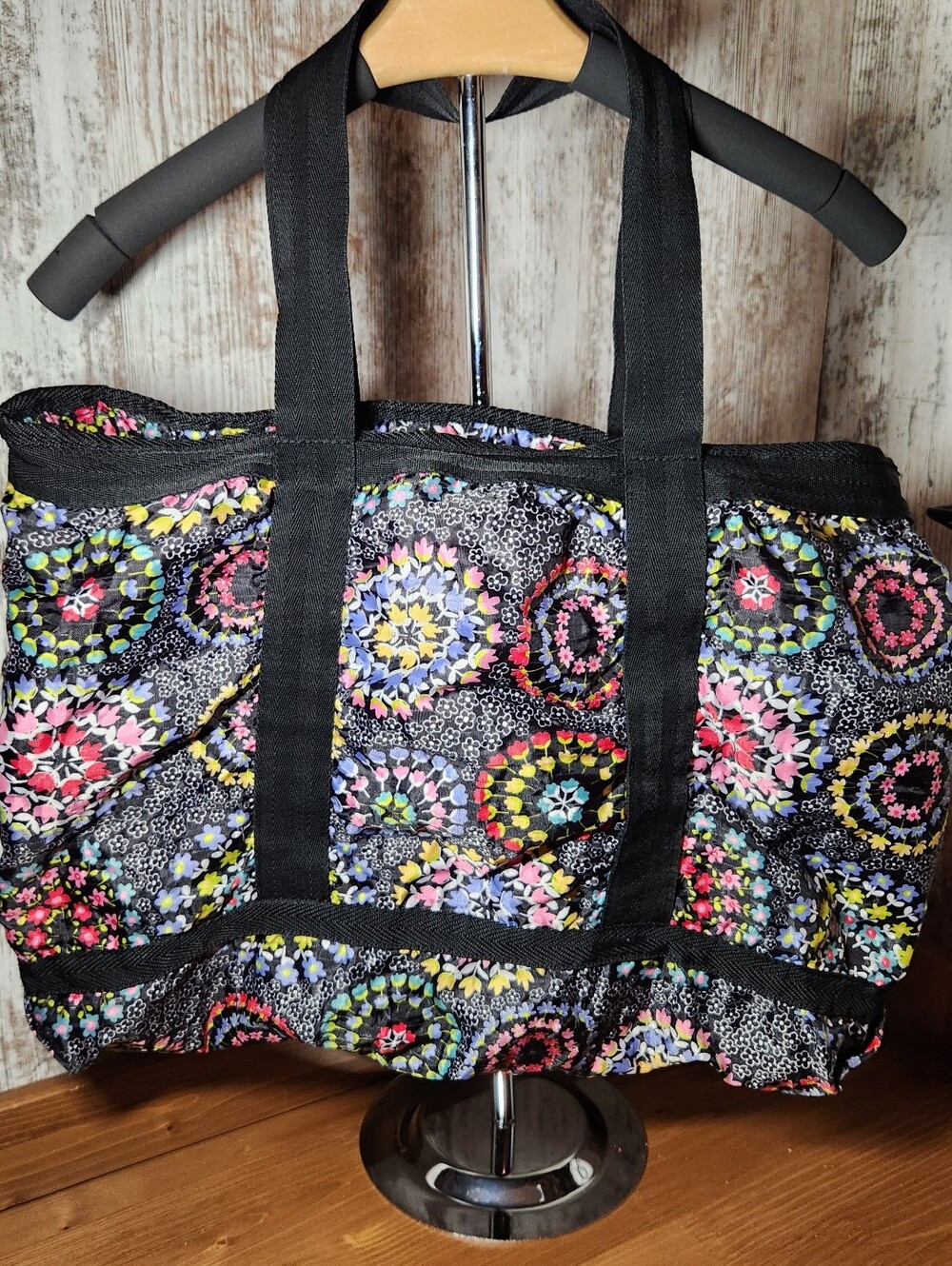 Aphorism Black Nylon Multi Color Tote Floral Medallions Side Pockets Zippers - Picture 4 of 14